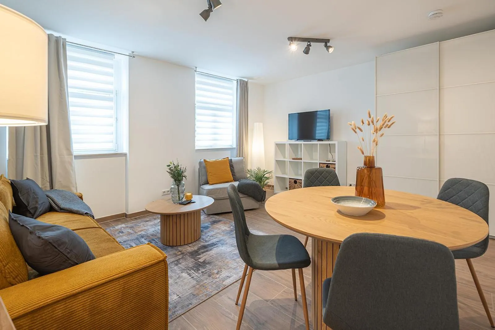 Benville Dresden - Grosser Garten - Modern -Wlan Appartement